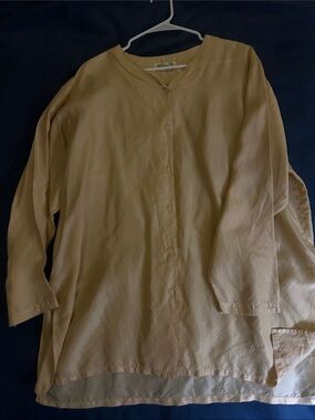 Bogari Light Tan Button-Down Long-Sleeve Tunic